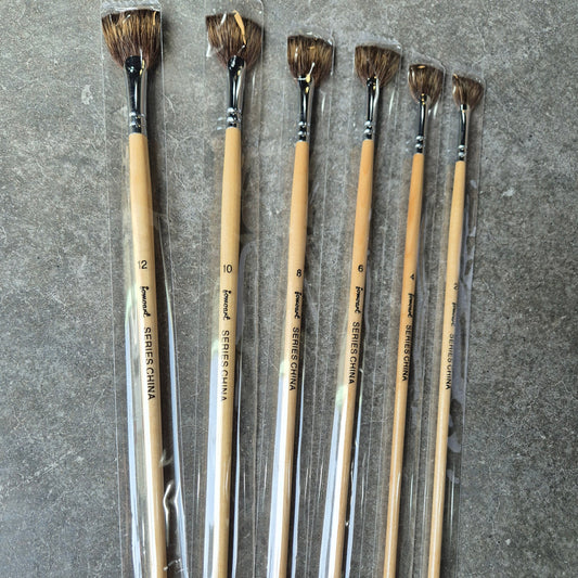 Fan Hog brush set